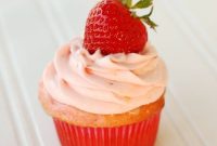Strawberry Lemonade Cupcakes with Cream Cheese Strawberry Frosting