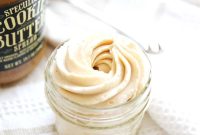 Biscoff Cookie Butter Whipped Cream Recipe: Light & Fluffy