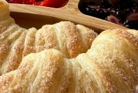 Cinnamon Apple Croissants Recipe — Flaky Homemade Pastries