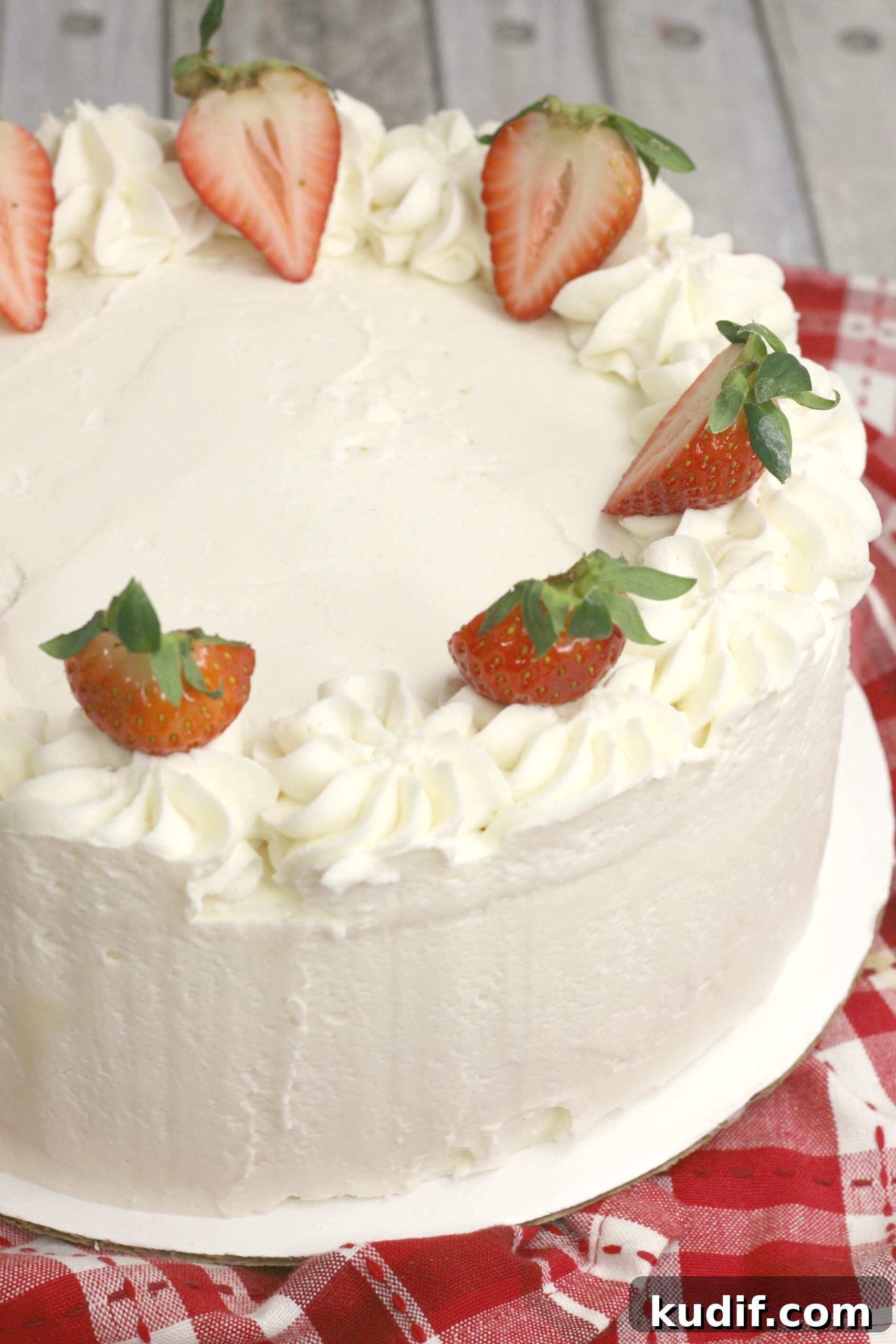 Strawberry Moscato Cake with Cream Cheese Buttercream 9 img 10420 8