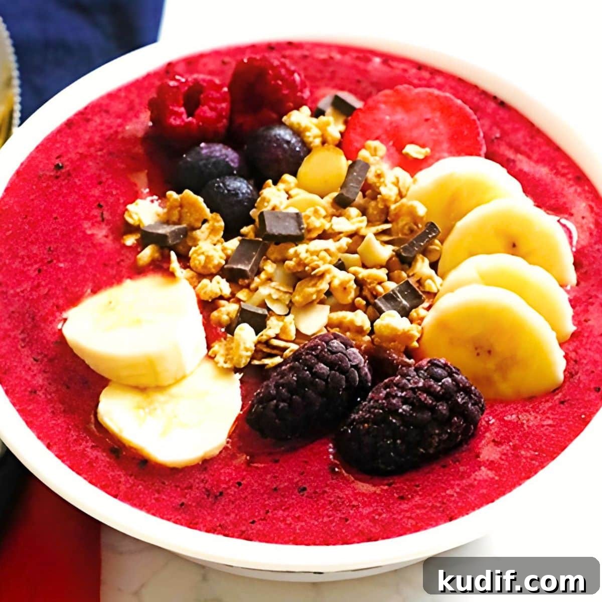 Freeze Raspberries for Smoothies and Desserts: Simple Step-by-Step Guide 5 Berry Banana Smoothie Bowl