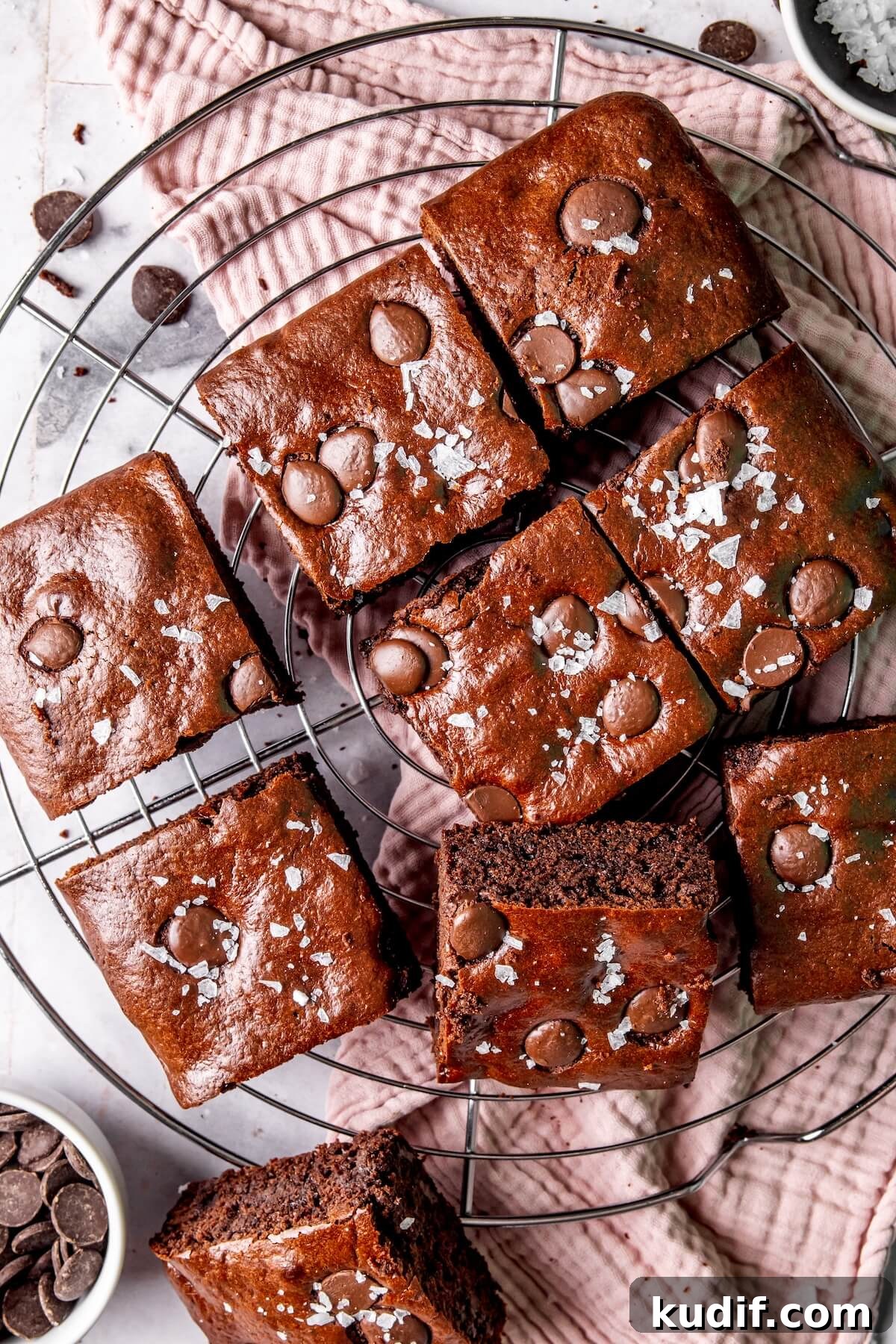 Fudgy Flourless Paleo Chocolate Chunk Brownies 6 Paleo Brownies - Olivia Adriance