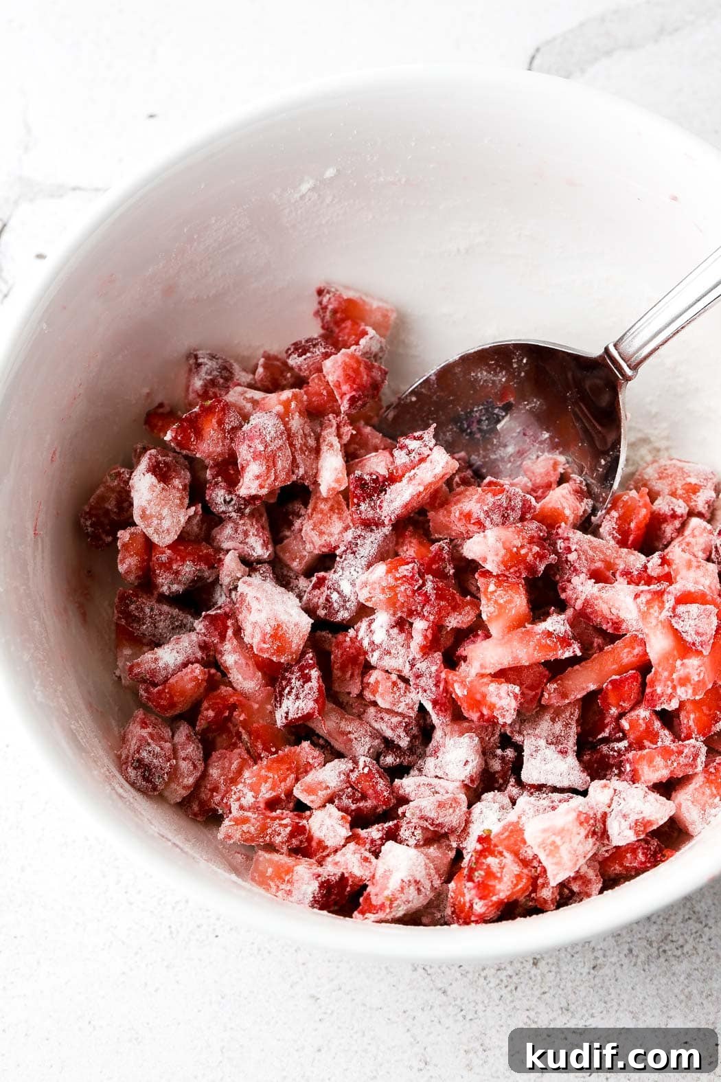 Strawberry Muffins with Crunchy Strawberry Crumble Topping 9 strawberries with flour