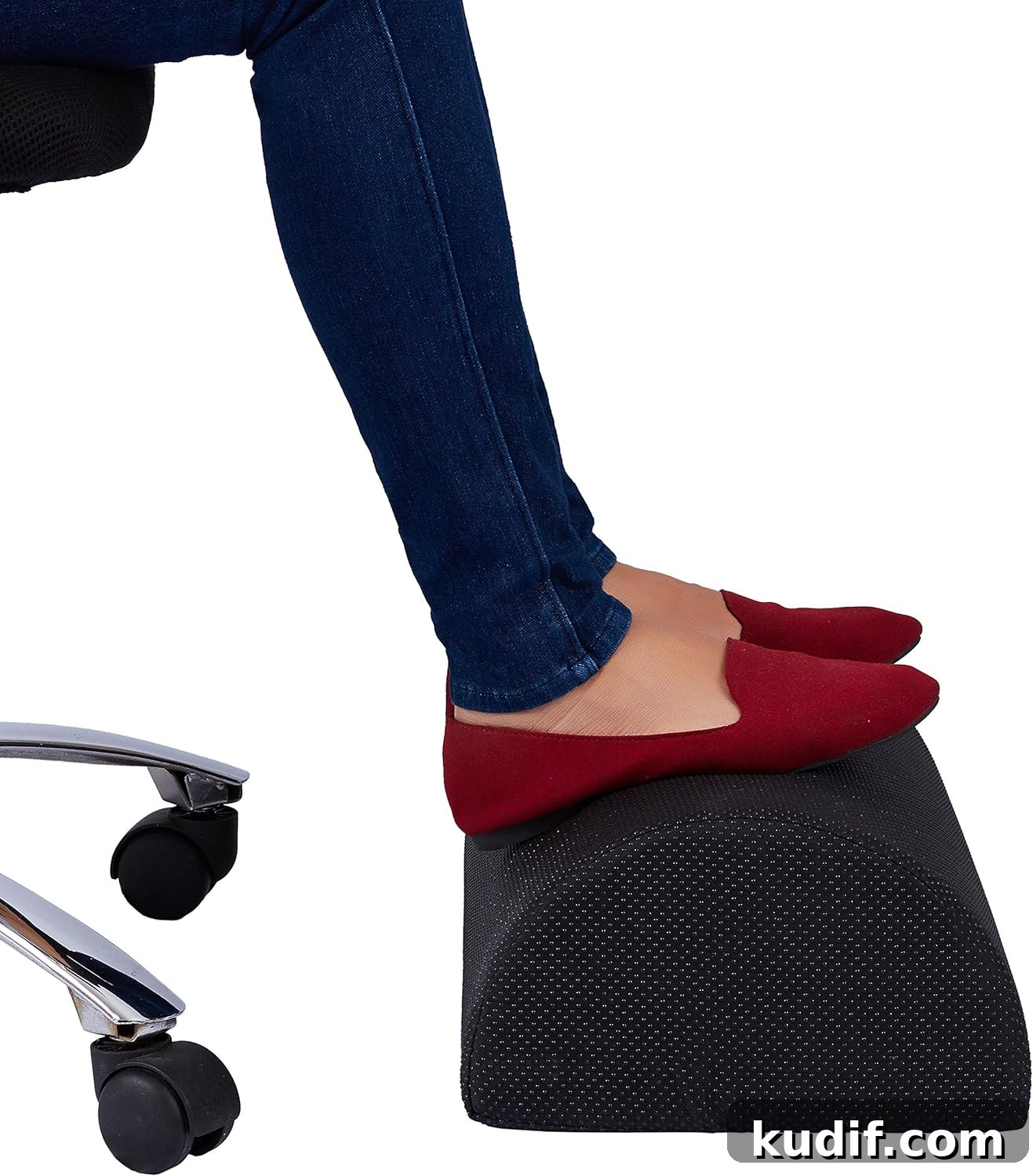 Top Under-Desk Footrests to Buy in 2018: Comfort and Support Guide 7 img 1534 7