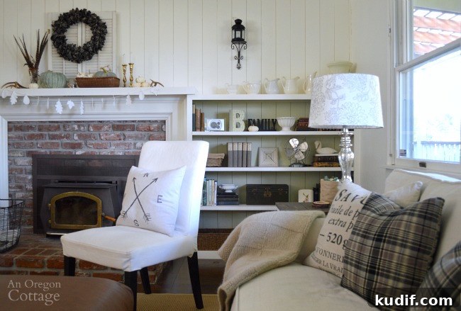 Easy Plaid Envelope Pillows and Plaid Flannel Tie Wreath