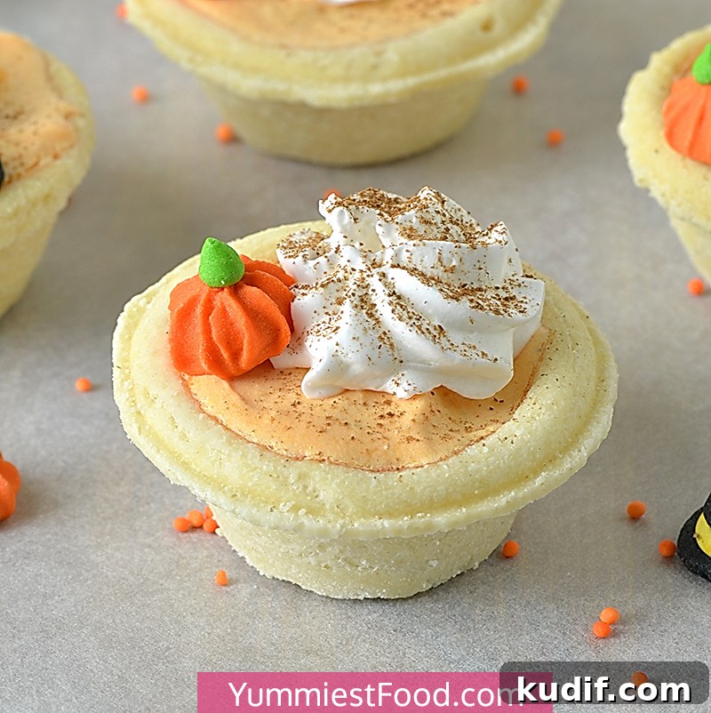 Pumpkin Cheesecake Sugar Cookie Cups