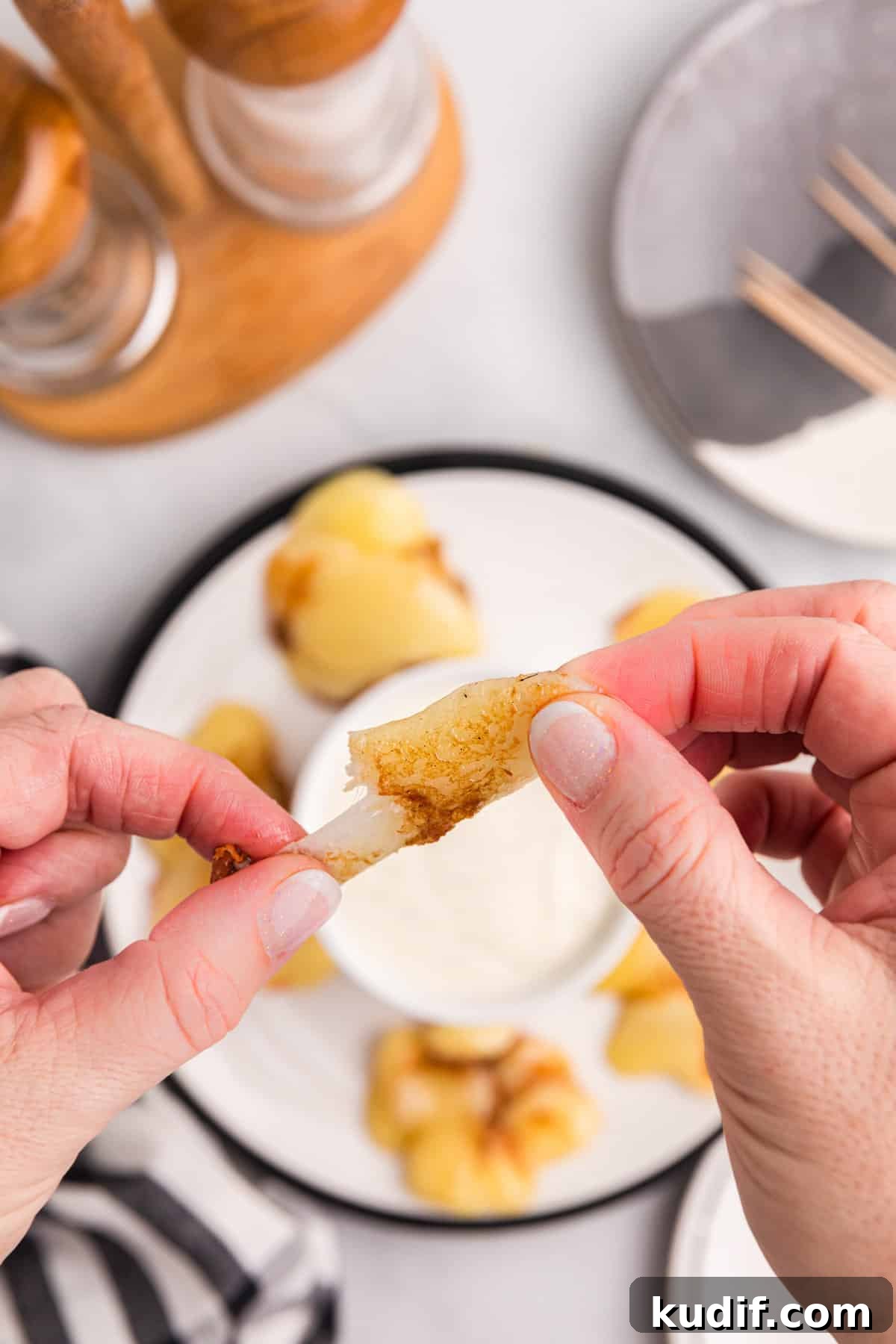 Crispy Blackstone Cheese Curds Recipe for Crowd-Pleasing Snack 6 Blackstone Cheese Curds being pulled apart