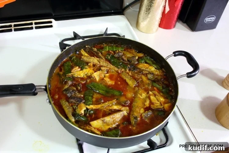 How to Make Authentic Ekwang: Step-by-Step Cameroonian Recipe 11 Pot of cooked ekwang.