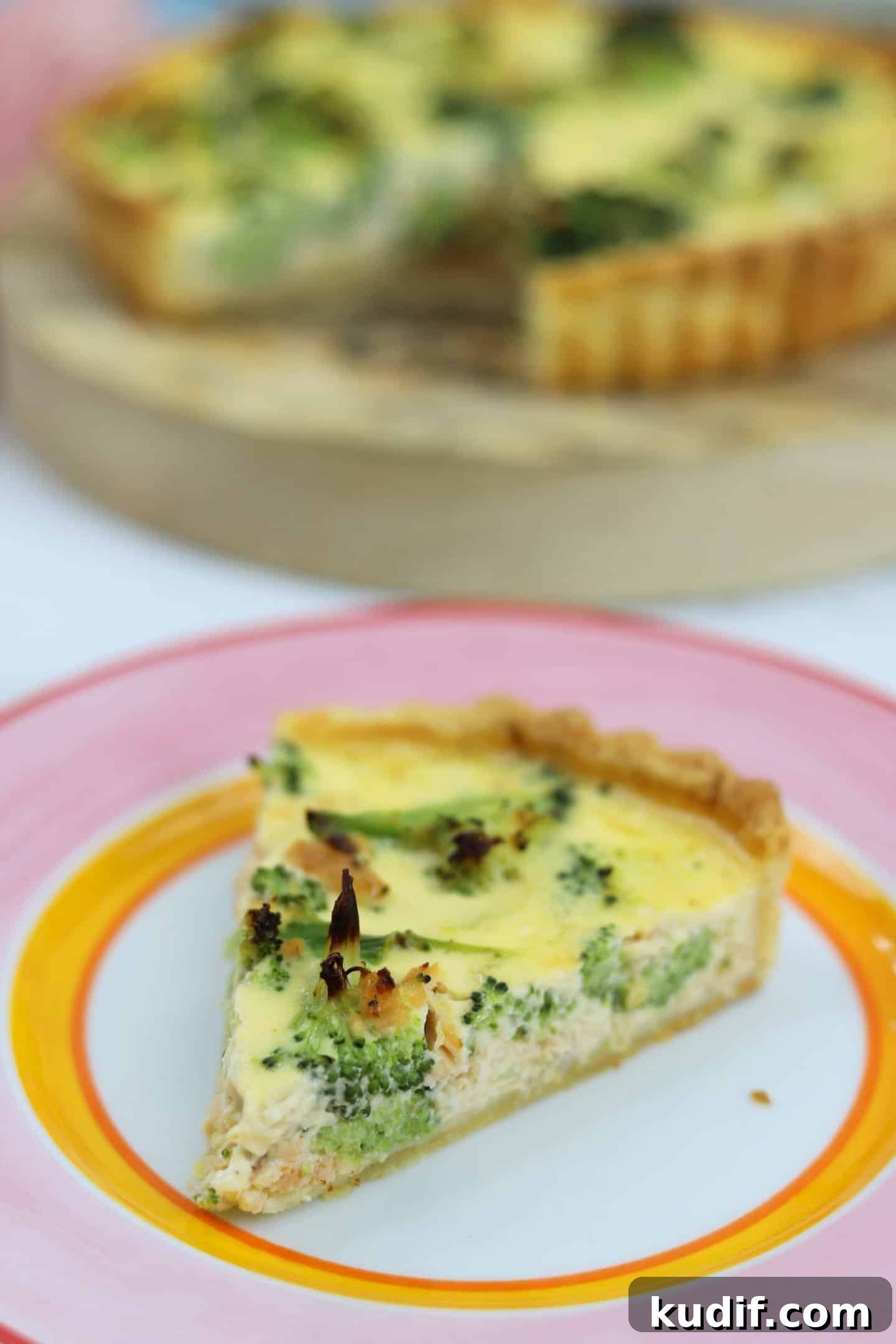 Broccoli and Salmon Quiche Recipe | Flaky Crust & Creamy Filling 5 gluten free broccoli and salmon quiche