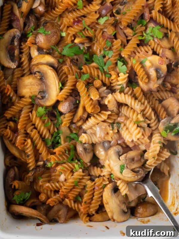Mushroom Stroganoff Pasta Bake Square