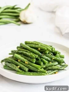 Chinese style dry fried garlic green beans, Din Tai Fung green beans