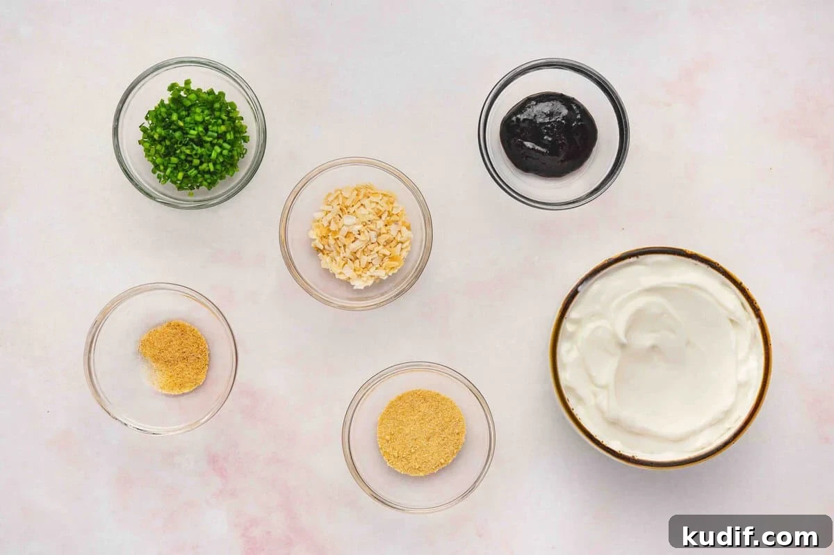 Creamy French Onion Dip Recipe for Parties and Snacks 4 French onion dip ingredients