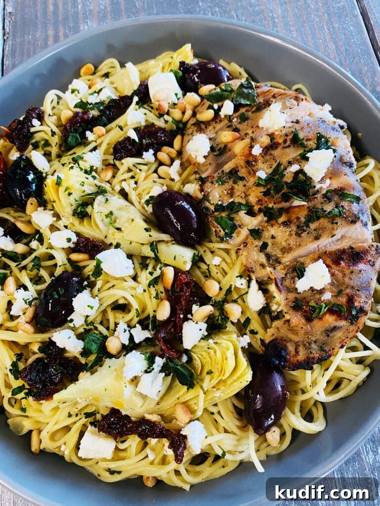 Mediterranean Quinoa Bowls with Fresh Veggies & Lemon Tahini 13 Mediterranean Pasta with Chicken