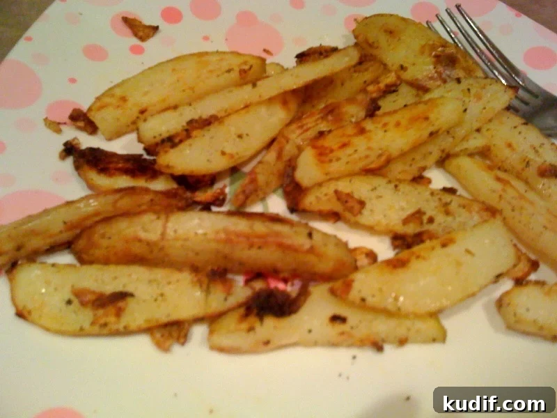 Cajun Garlic Oven-Baked Fries That Crisp Every Time 2 Delicious baked cajun garlic fries. Vegan, gluten free, nut free recipe