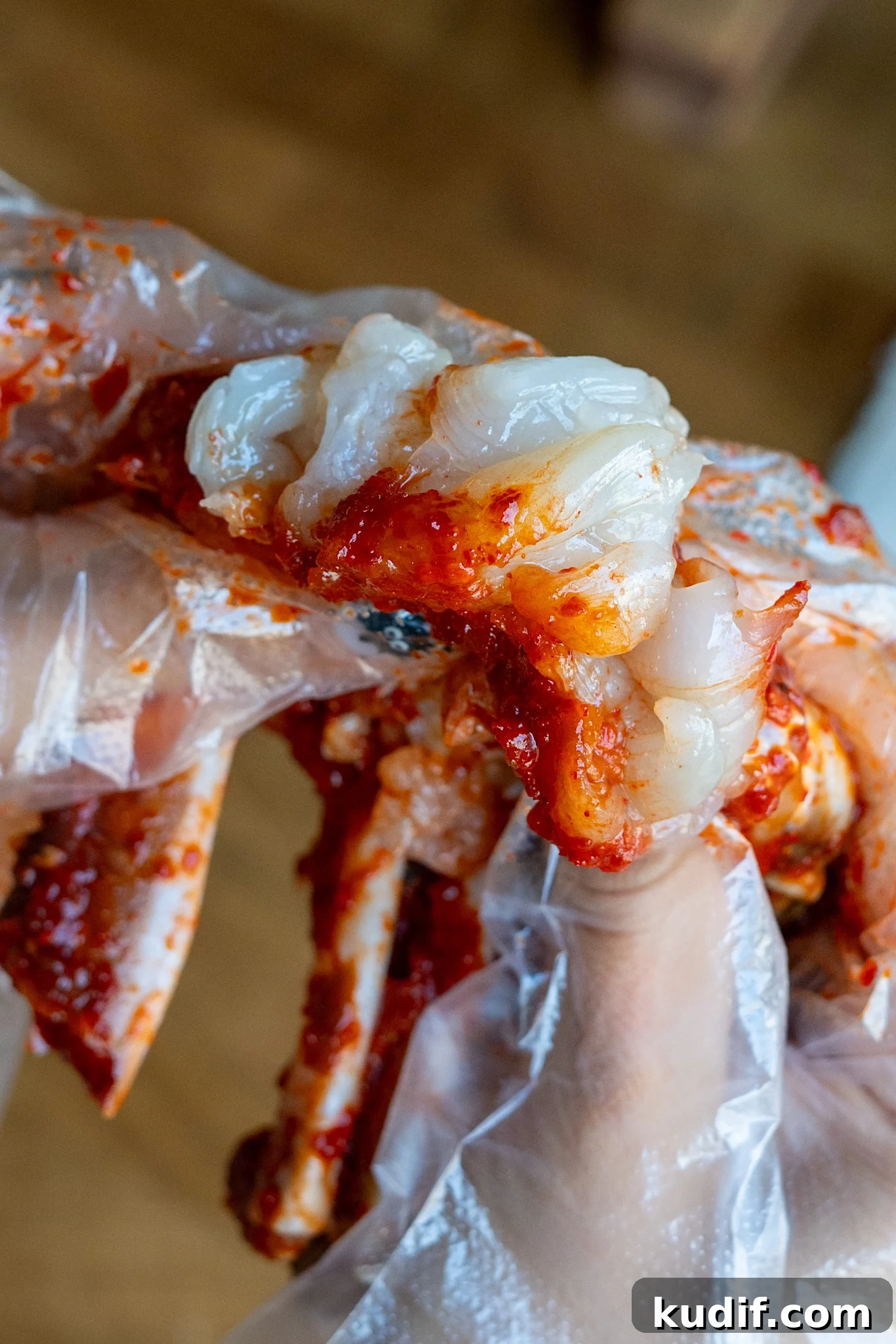 Spicy Korean Yangnyeom Gejang: Marinated Raw Crab Recipe 21 eating gejang